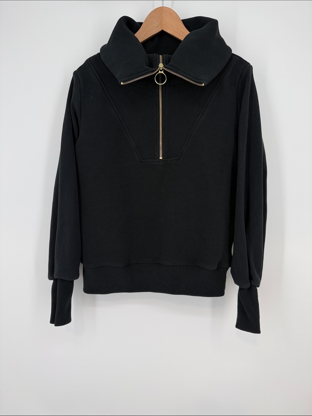 Varley Black Ribbed Funnel-Neck Sweatshirt Size X Small - Picture 2 of 7